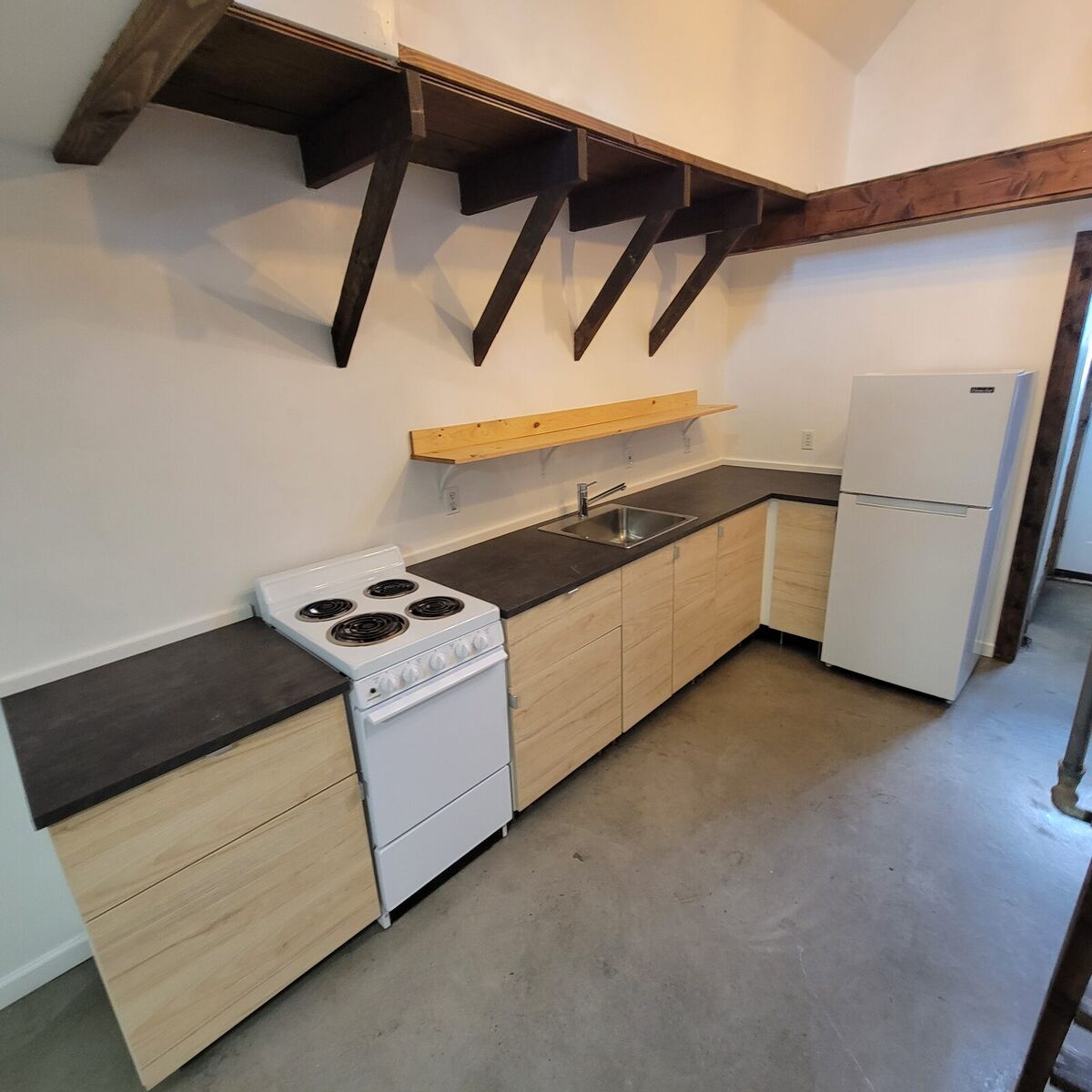 155 Ash Unit B - Photo 5