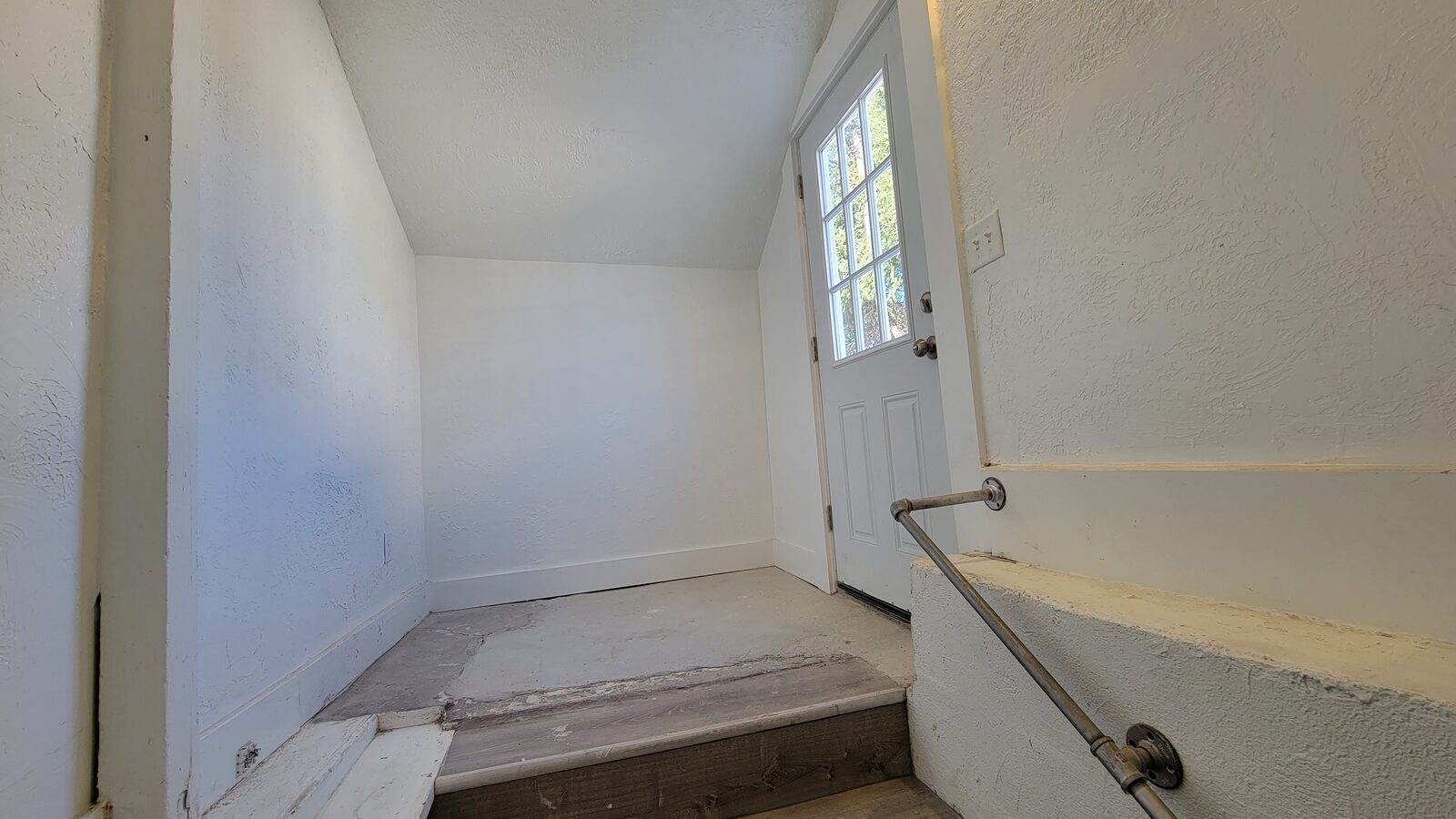 229.5 Addison - Photo 6