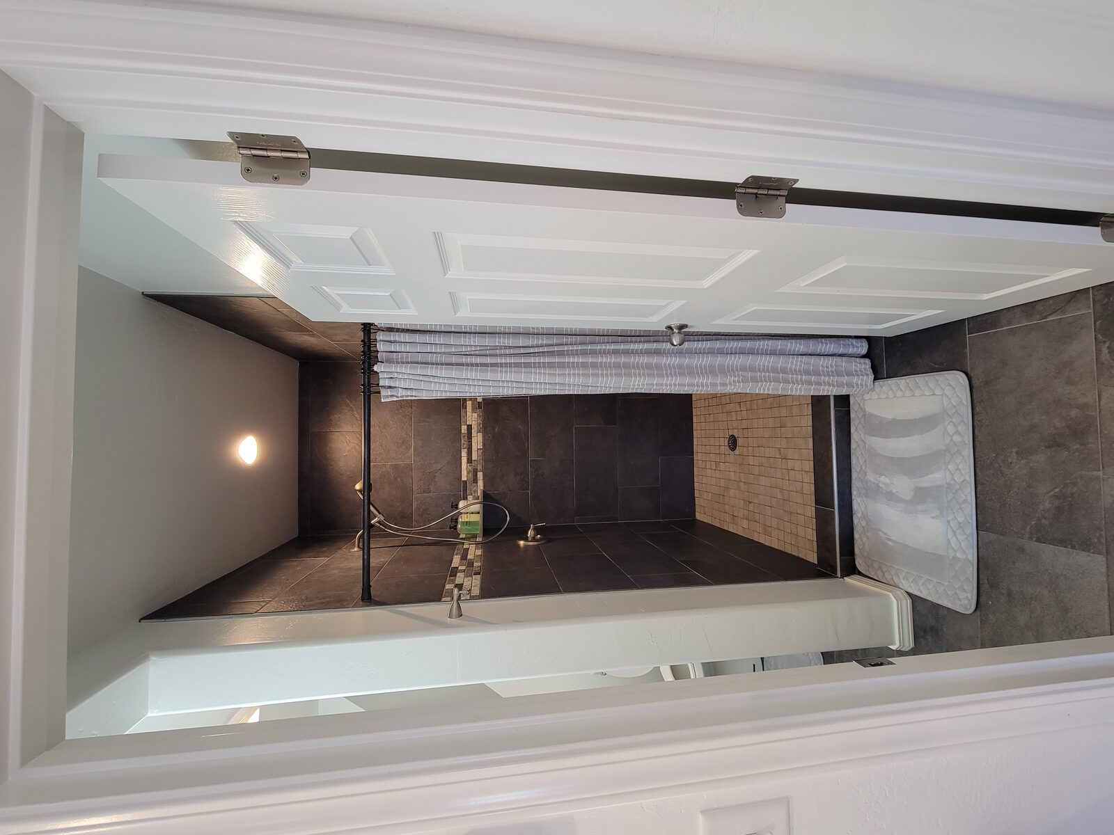 229 Addison photo 13