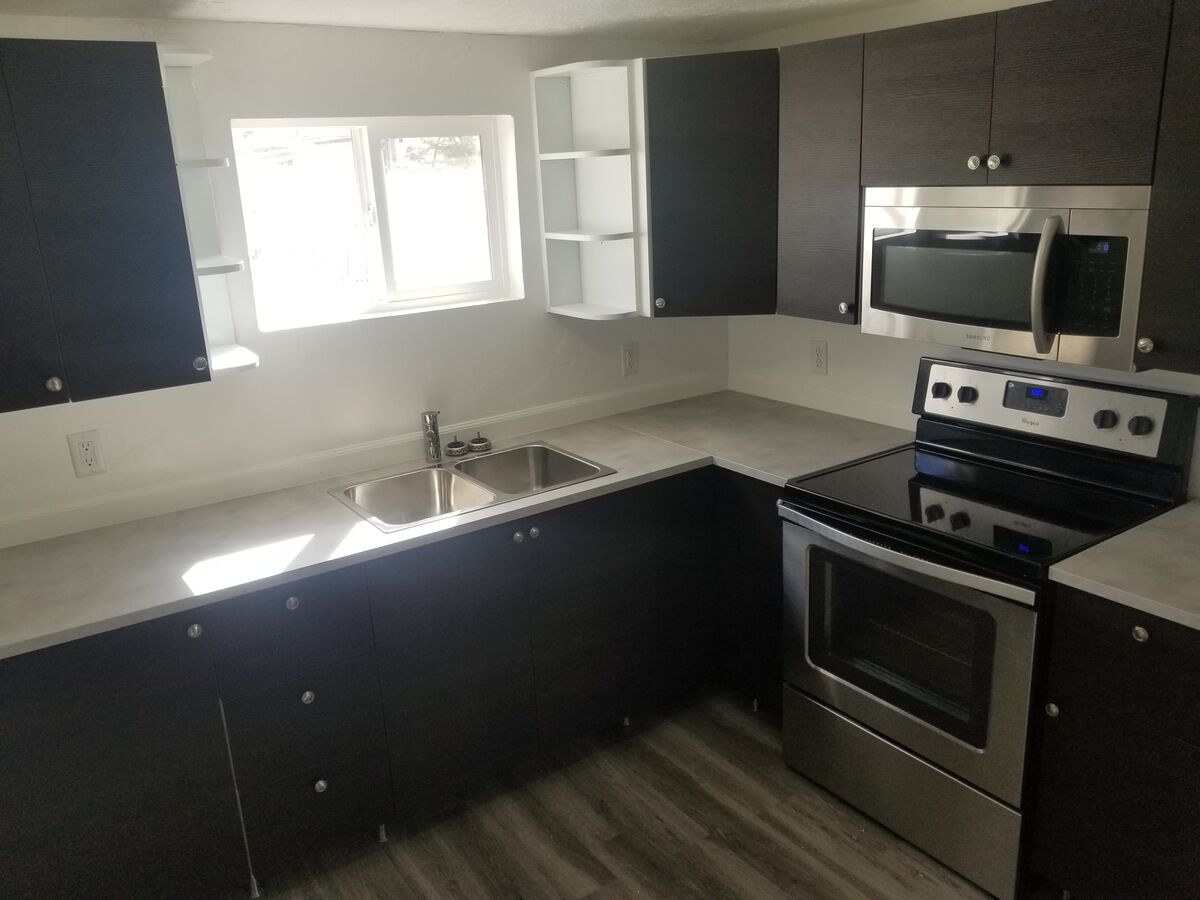354 4th Ave Apt 3 - Photo 1