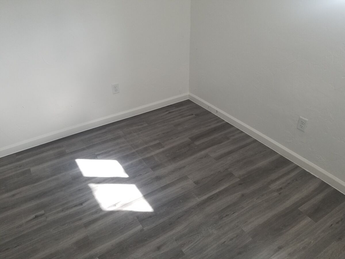 354 4th Ave Apt 3 - Photo 2