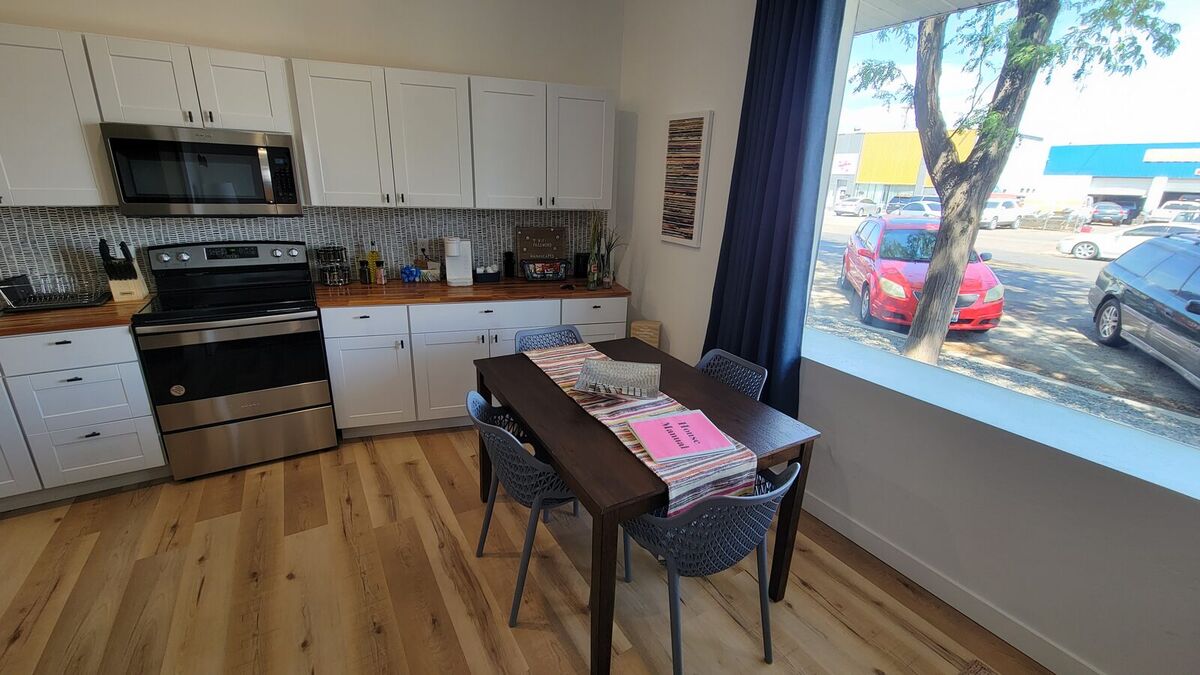 420 Main Apt 1 - Photo 4