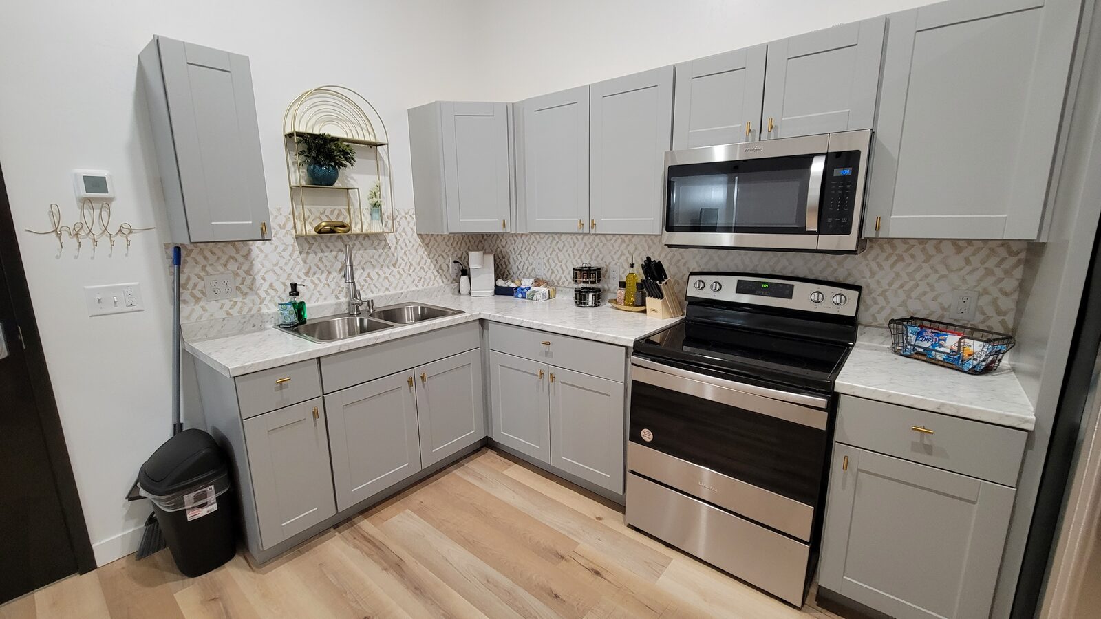 420 Main Apt 7 - Photo 5
