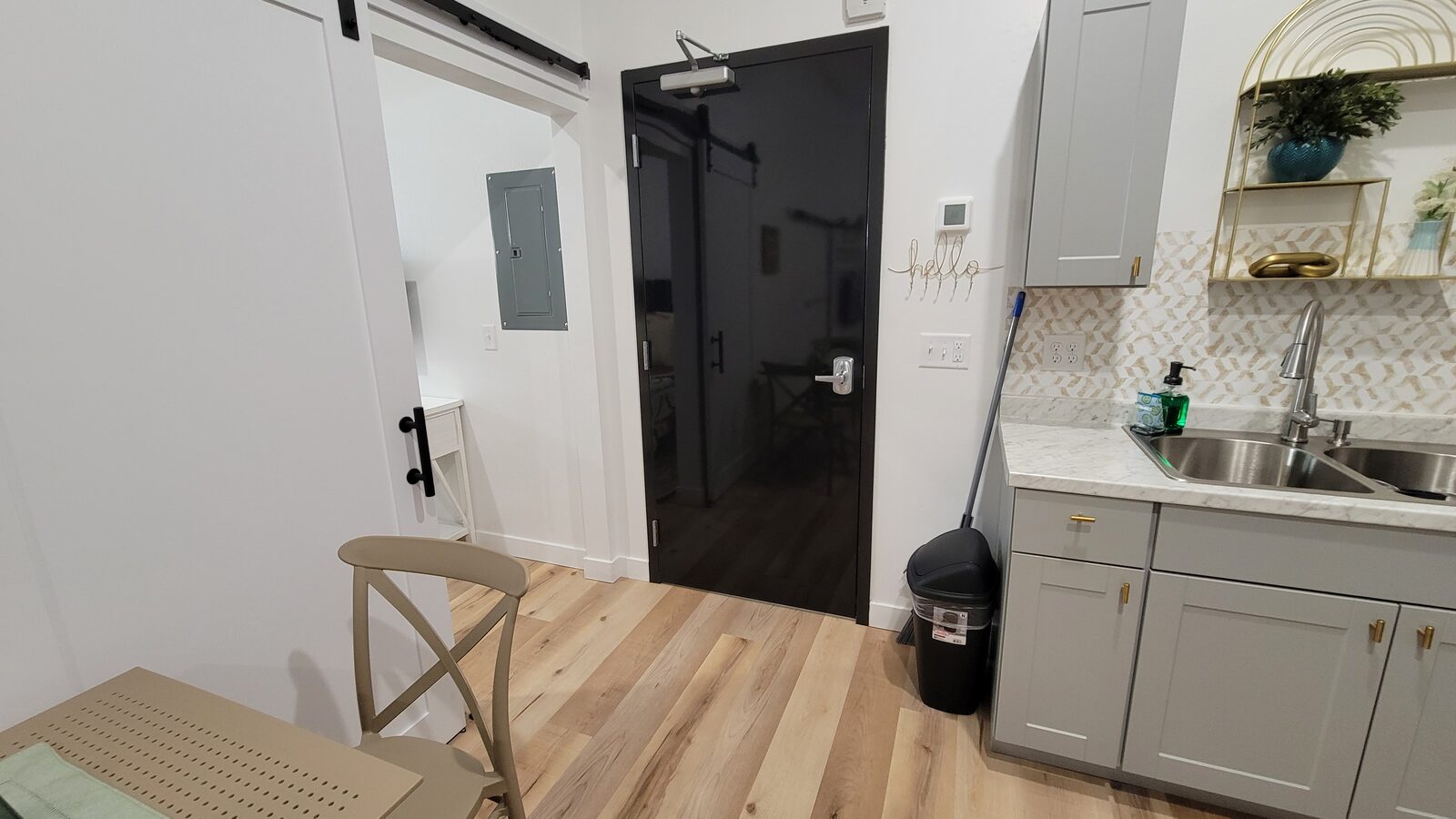 420 Main Apt 7 - Photo 6