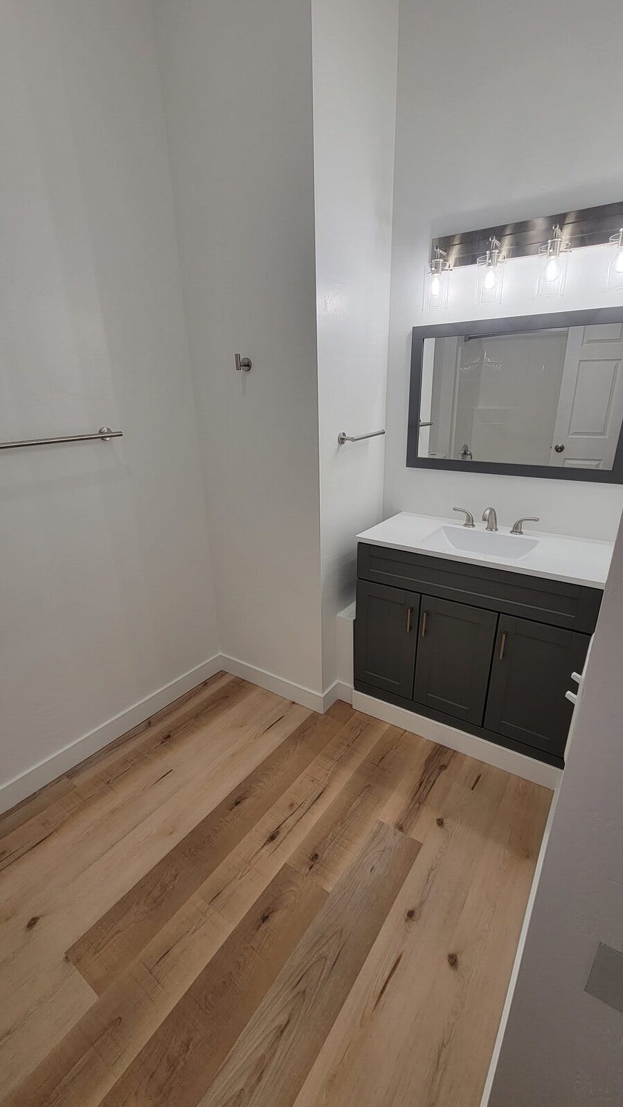 420 Main Apt 8 - Photo 6