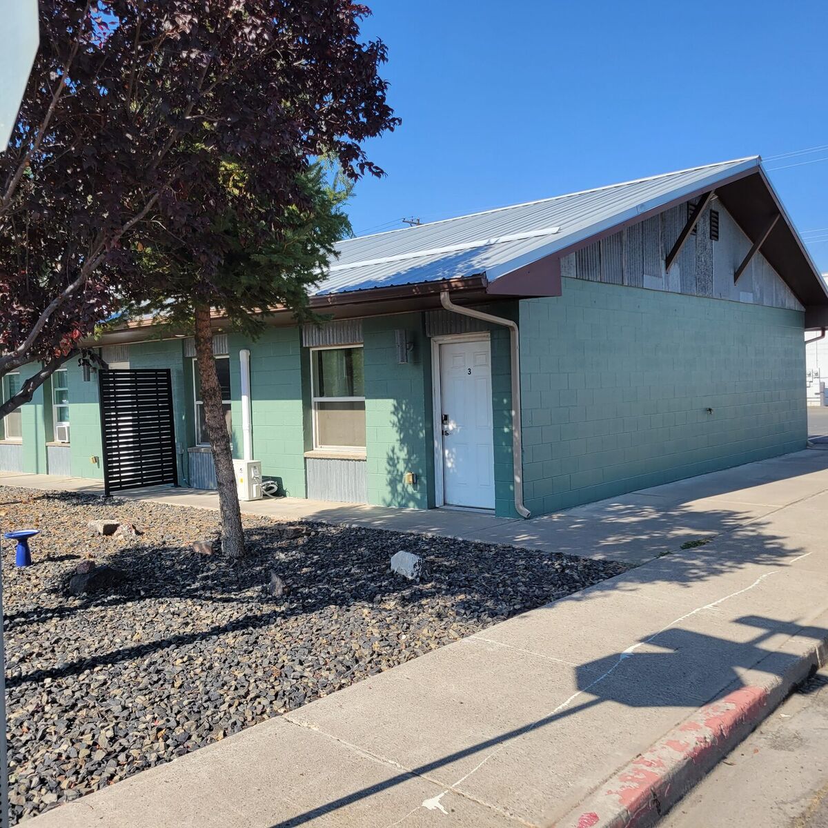 461 2nd S - Common Area