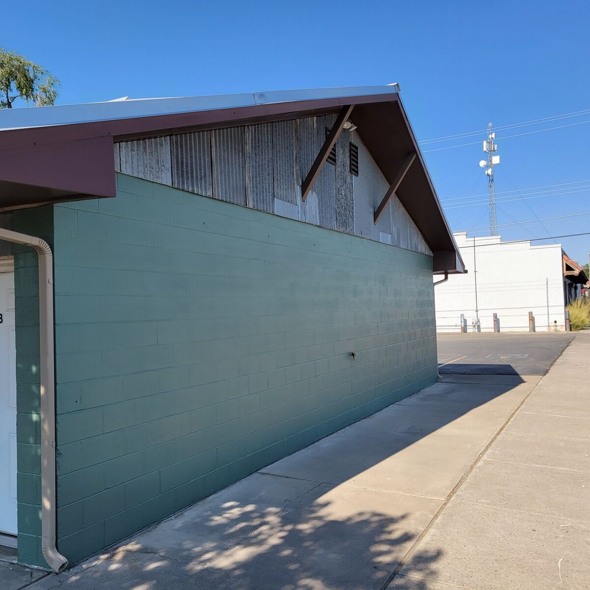 461 2nd S - Common Area
