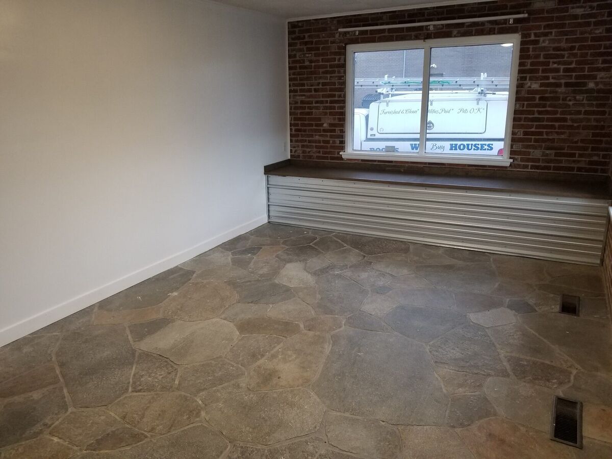 552 Shoup Apt 5 - Photo 1
