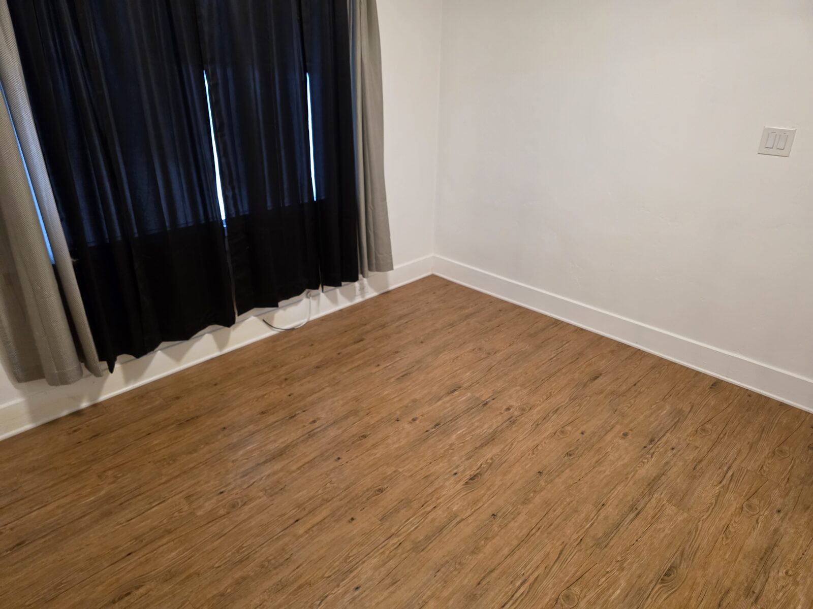 641 2nd Ave W - Photo 4