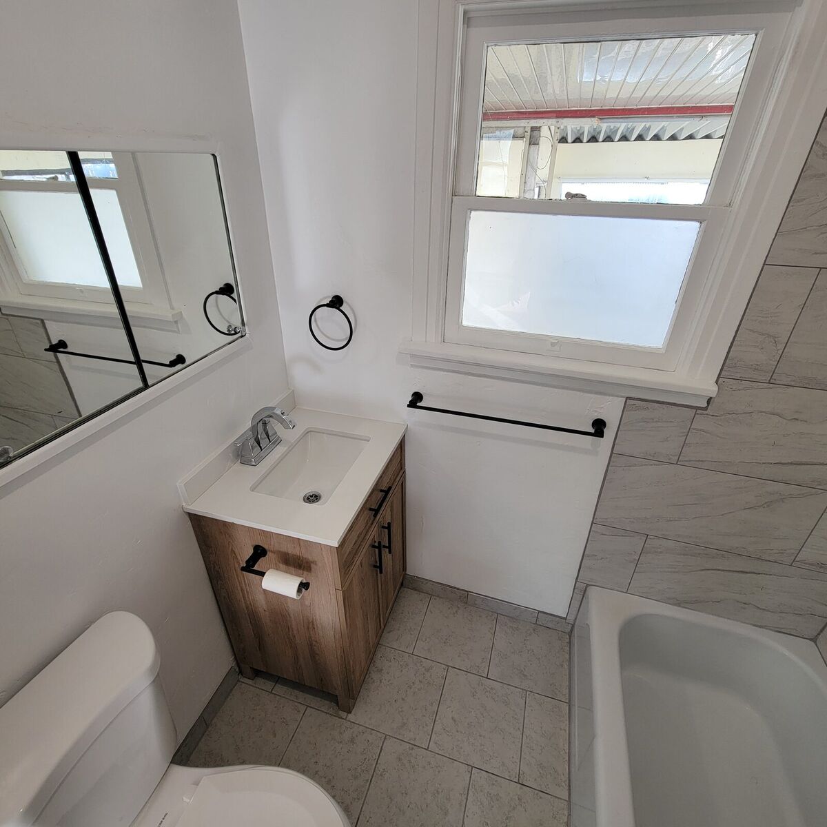 643 2nd Ave W - Photo 15